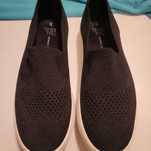 Time and Tru slip on stretch platform sneaker women's 8  like new